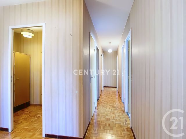 Appartement F4 à vendre - 4 pièces - 88.9 m2 - AUBAGNE - 13 - PROVENCE-ALPES-COTE-D-AZUR - Century 21 Agence Beaumond