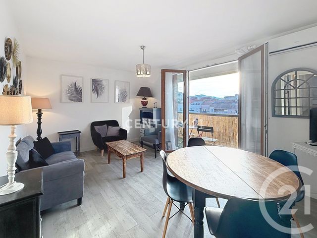 Appartement T3 à louer - 3 pièces - 63.08 m2 - AUBAGNE - 13 - PROVENCE-ALPES-COTE-D-AZUR - Century 21 Agence Beaumond