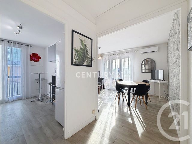 Appartement T3 à louer - 3 pièces - 63.08 m2 - AUBAGNE - 13 - PROVENCE-ALPES-COTE-D-AZUR - Century 21 Agence Beaumond