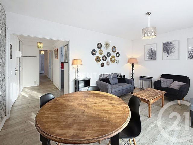 Appartement T3 à louer - 3 pièces - 63.08 m2 - AUBAGNE - 13 - PROVENCE-ALPES-COTE-D-AZUR - Century 21 Agence Beaumond