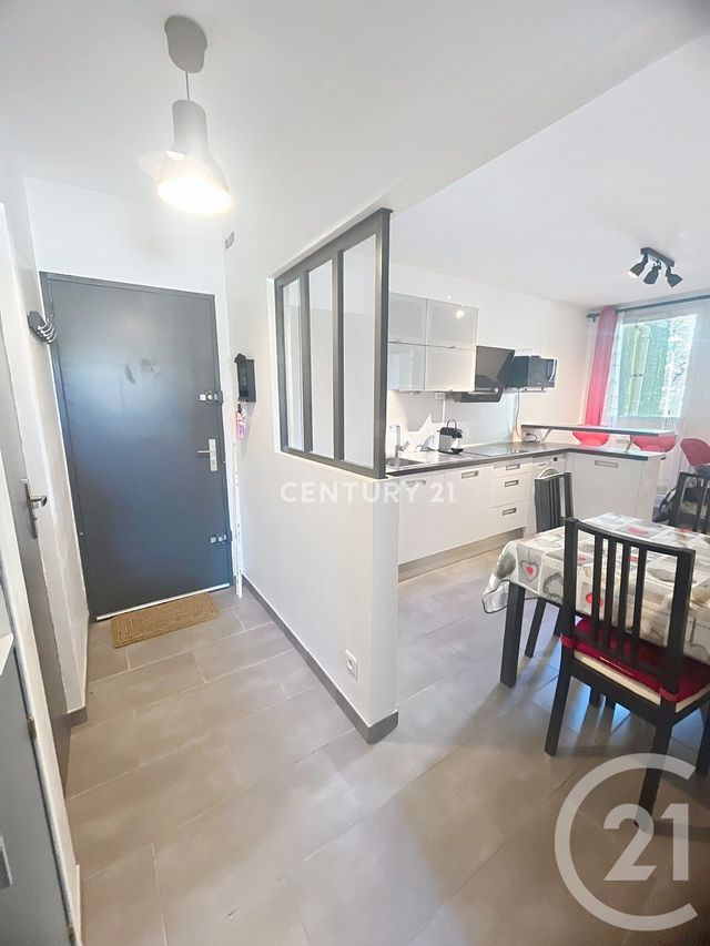 Appartement T2 à louer - 2 pièces - 37.47 m2 - AUBAGNE - 13 - PROVENCE-ALPES-COTE-D-AZUR - Century 21 Agence Beaumond