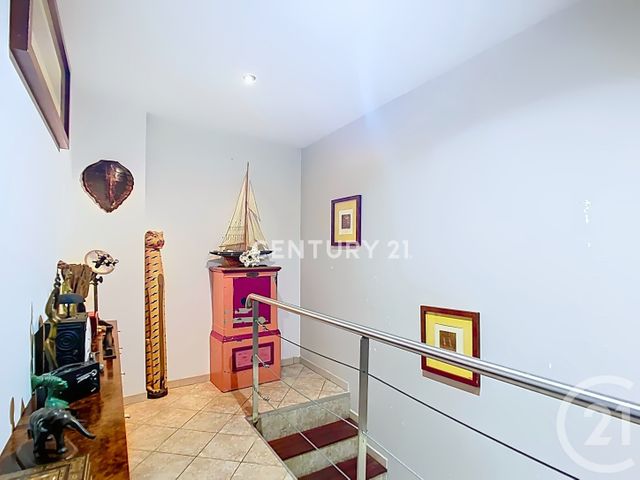 Appartement F4 à vendre - 4 pièces - 107.3 m2 - AUBAGNE - 13 - PROVENCE-ALPES-COTE-D-AZUR - Century 21 Agence Beaumond